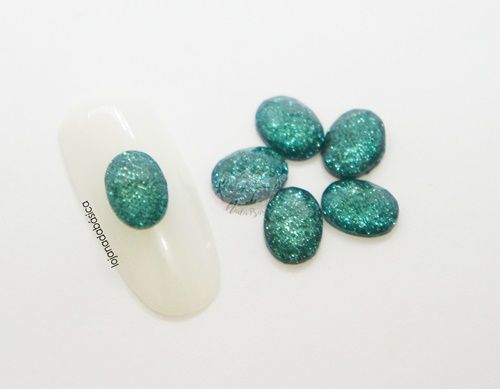 Oval - 6x8mm - Verde Glitter - Luxo