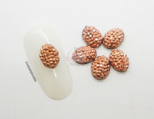 Oval - 6x8mm - Dourada Açúcar - Luxo